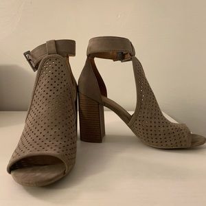 Taupe open toed heeled bootie